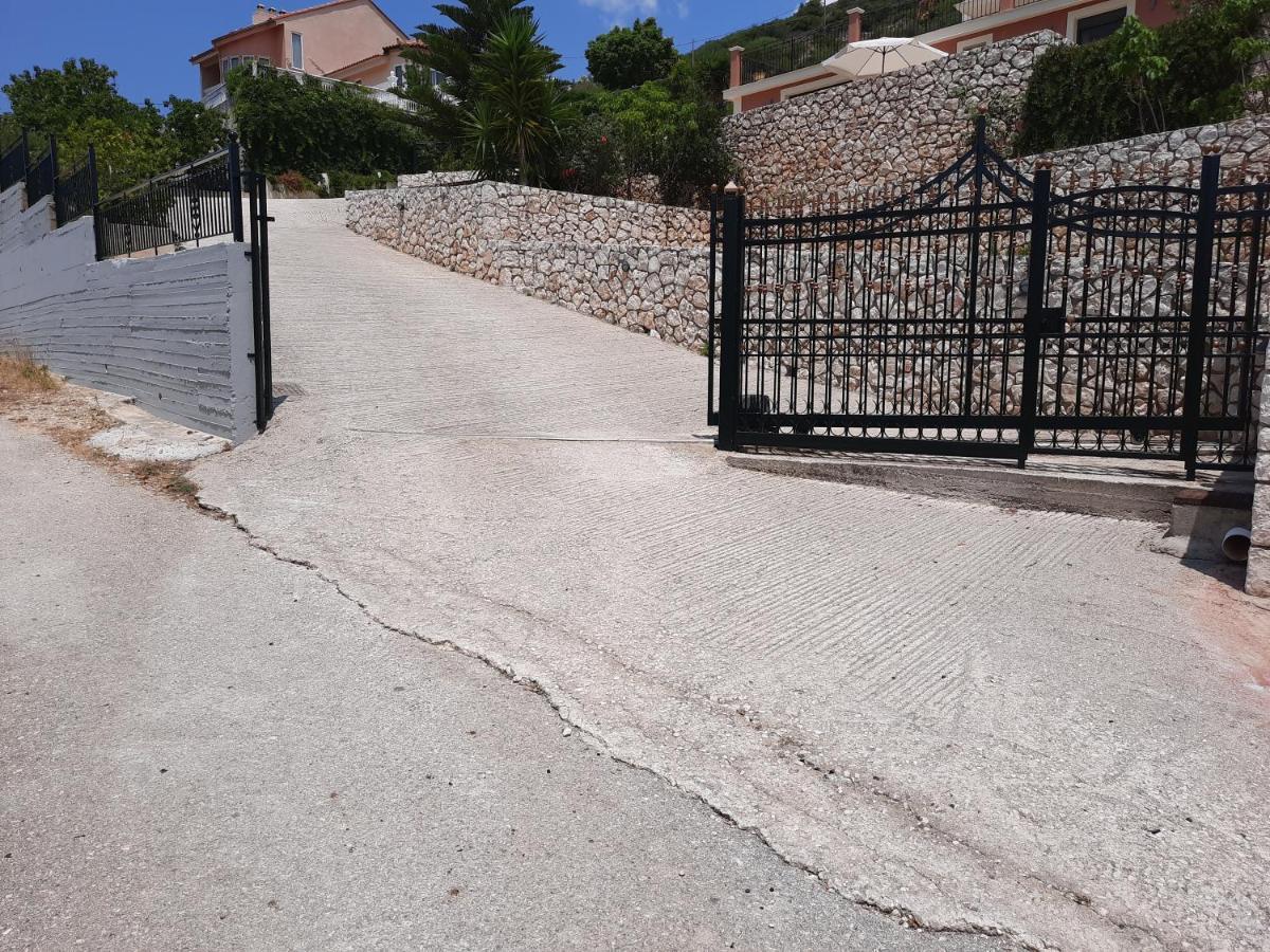 Freesia Grand Sea View Residence Svoronata Exterior foto